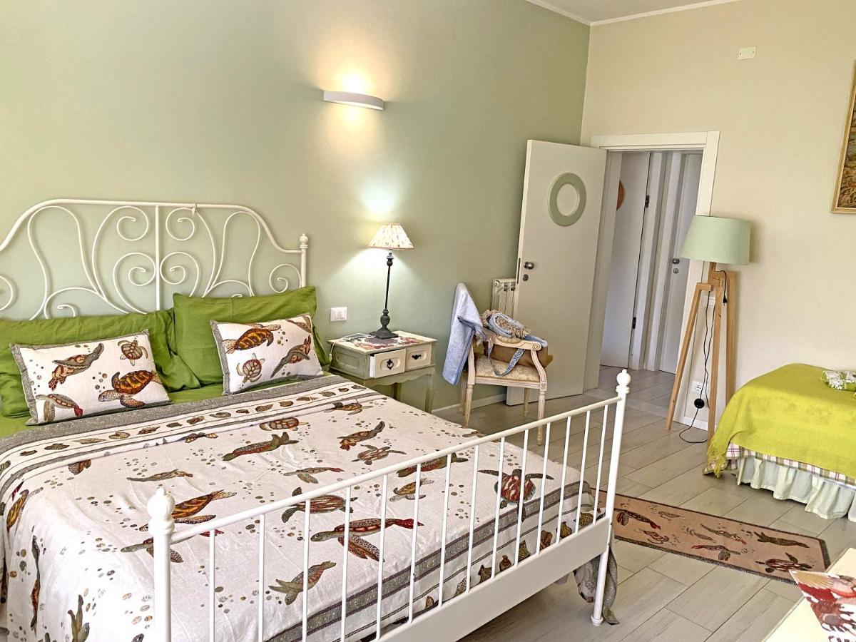 B&B Due Passi Dal Mare Cinquale Zewnętrze zdjęcie