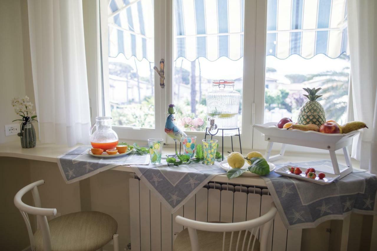 B&B Due Passi Dal Mare Cinquale Zewnętrze zdjęcie